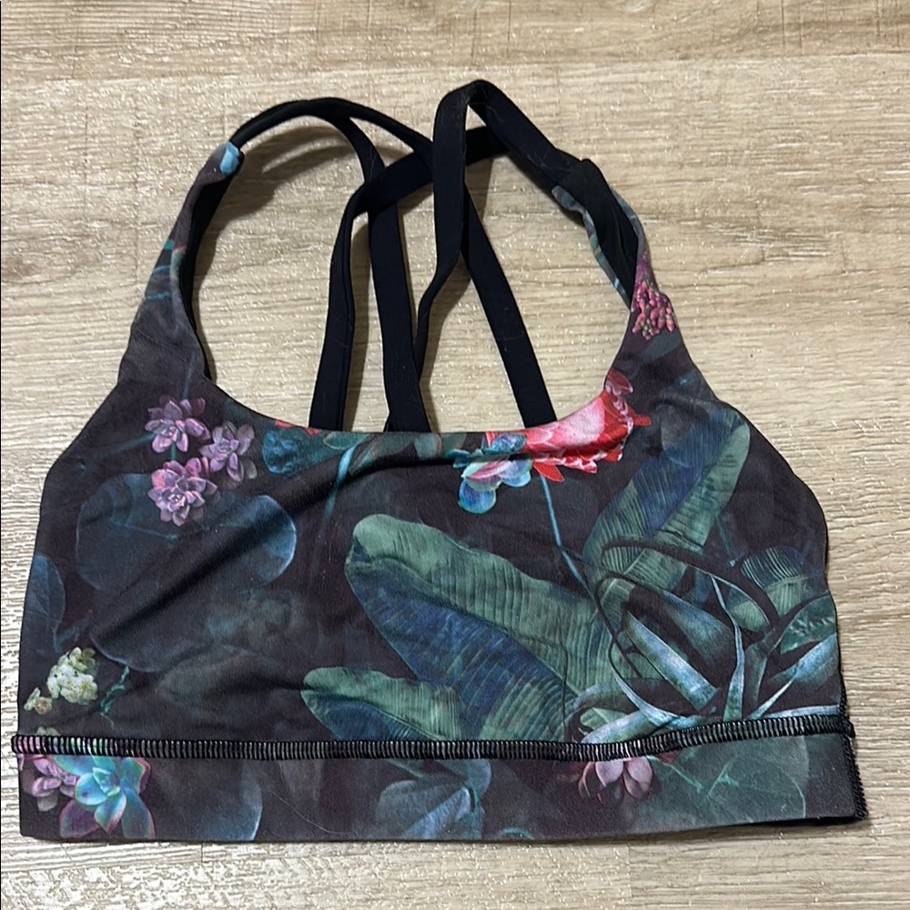 Lululemon Black and Green Sports Bra with Strappy Back